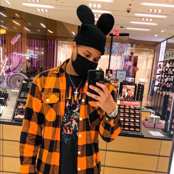 RED MOUSE EARS BEANIE - Picture 2 of 2